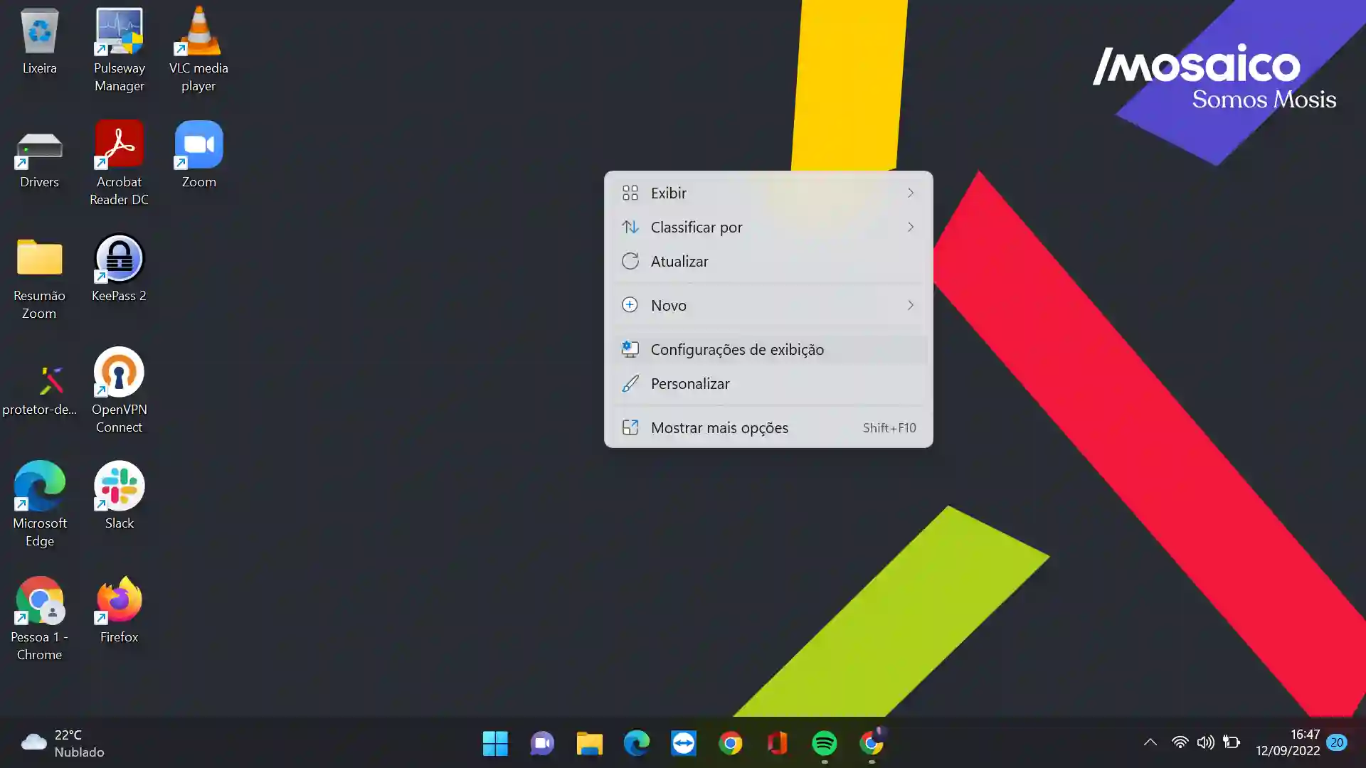Imagem de um tutorial de como desvirar a tela do notebook pelo sistema