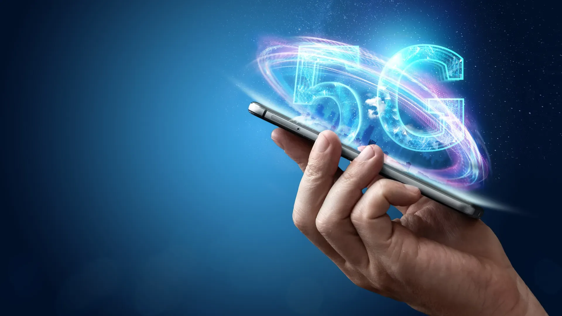 Celular com versão global com logo do 5G logo acima