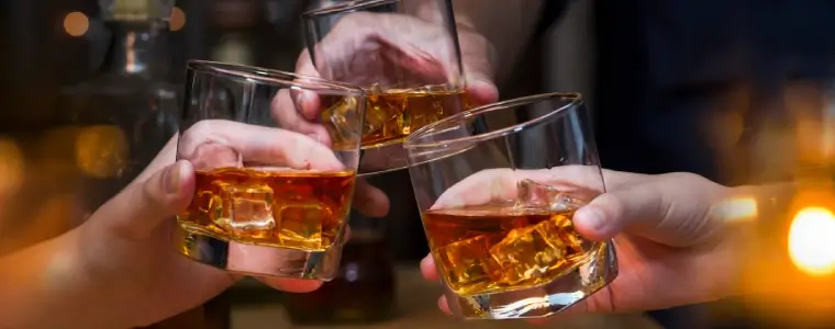 Capa do post: Melhor Whisky de 2024: opções para iniciantes e aficionados