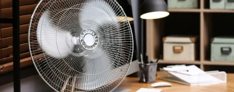 Ventilador silencioso: veja opções de teto, de coluna e de mesa