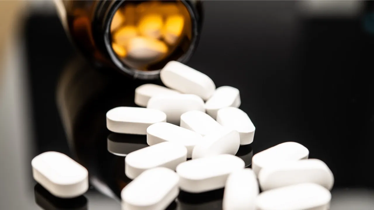 Imagem de uma caixa do remédio Rivotril 