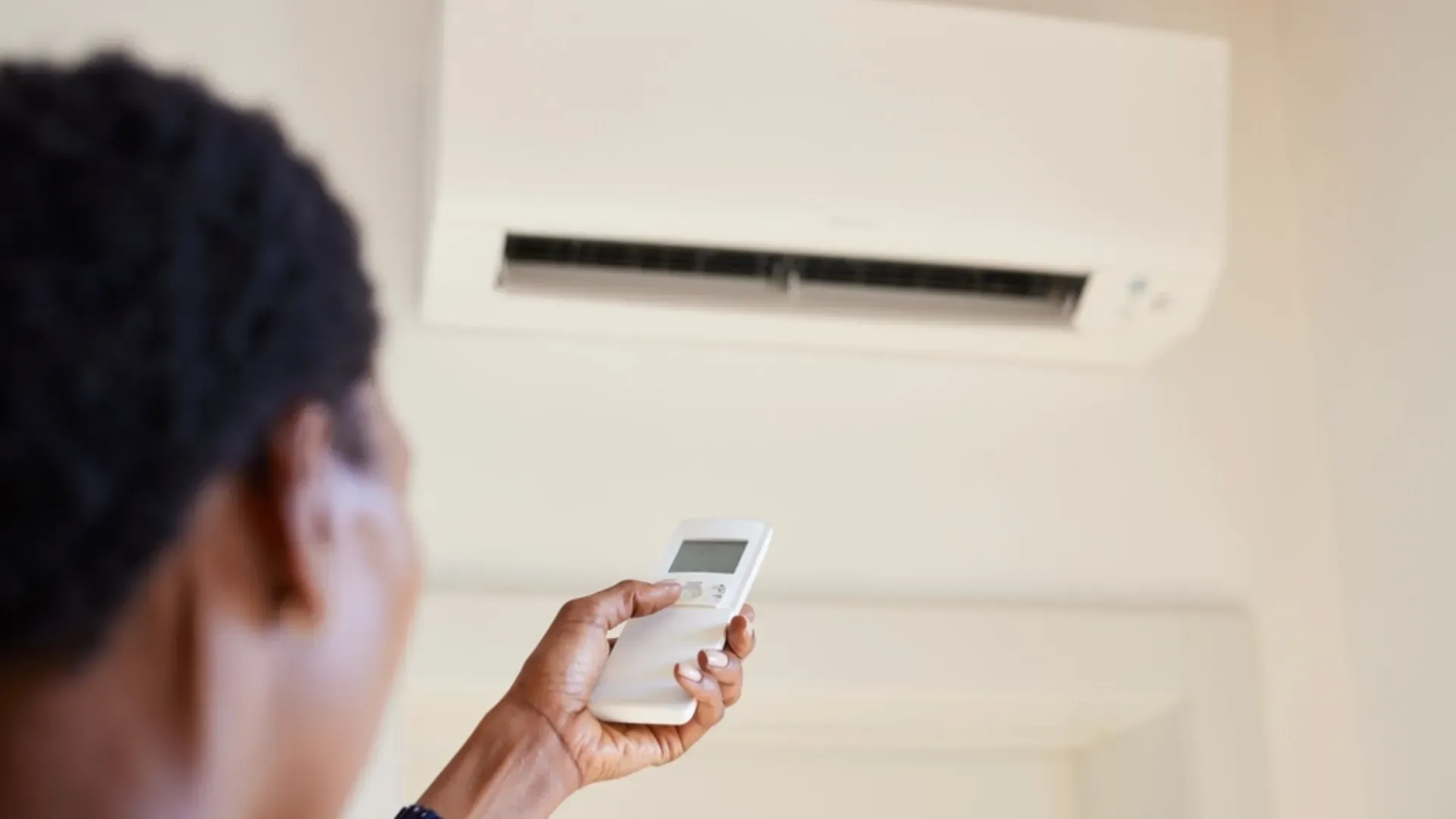 Ambiente ilustra o que influencia sobre BTU como calcular