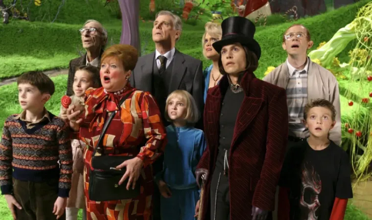 Imagem de divulgação de A Fantástica Fábrica de Chocolate (2005)