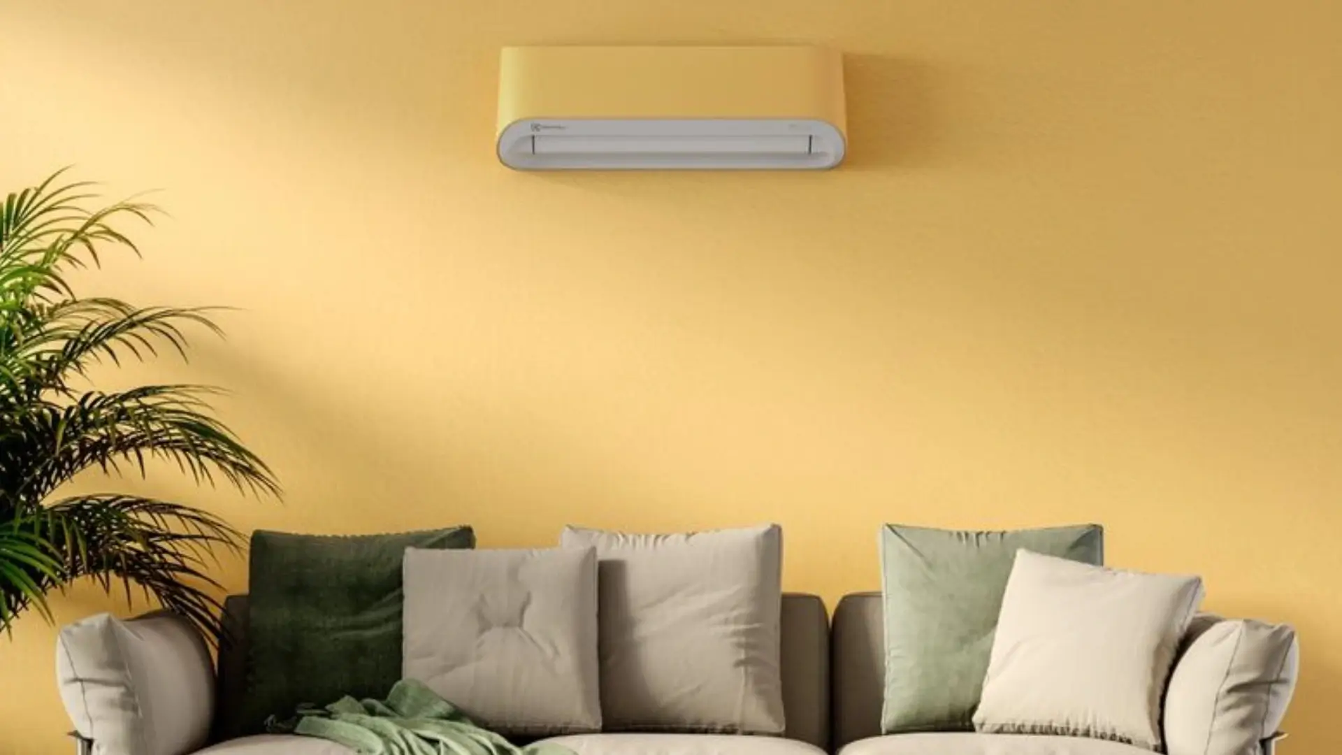 Ar-condicionado Electrolux Color Adapt instalado em parede e pintado de acordo com a cor do ambiente.