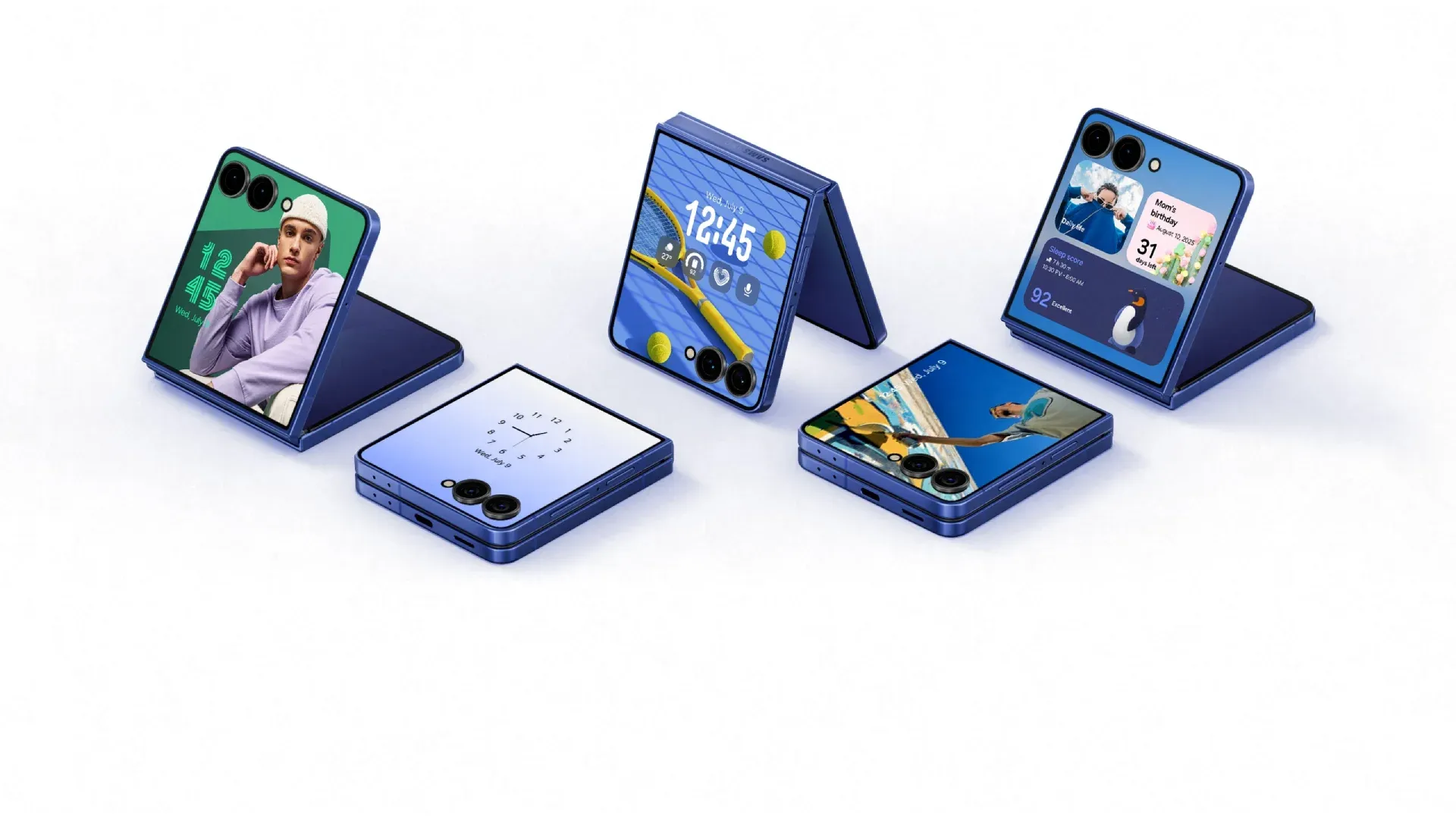 Diversos modelos de Galaxy Z Flip7 azul em posições diferentes