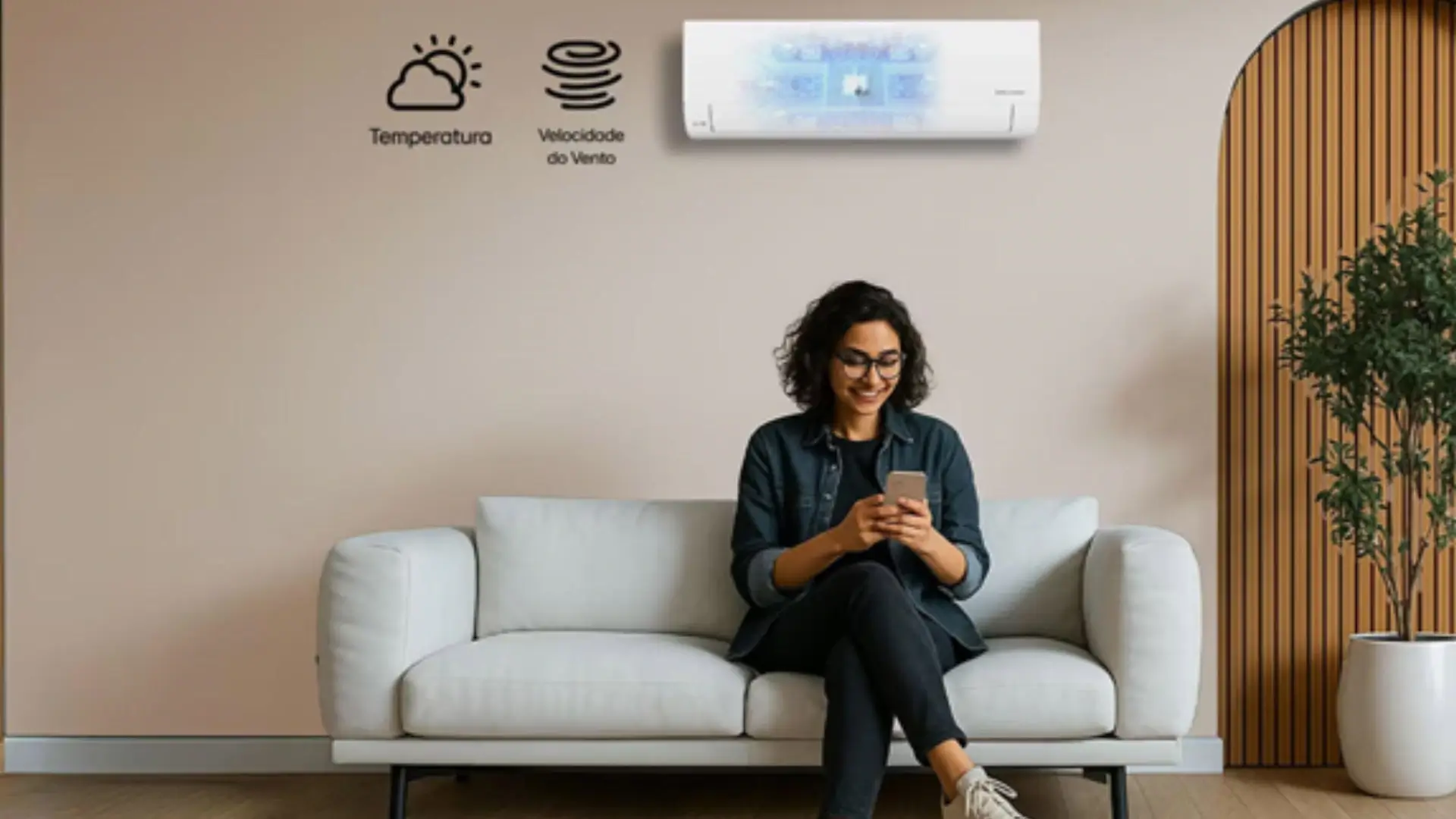 Imagem de uma mulher controlando ar-condicionado ultra LG Dual Inverter Compact +AI por smartphone