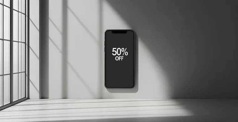 Melhor iPhone na Black Friday ao centro de parede toda cinza