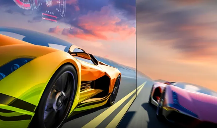 Imagem mostra videogame de corrida sendo reproduzido em uma TV Samsung QN90D