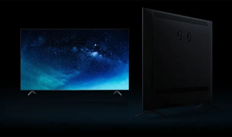 Imagem mostra o quão fina é a TV TCL C6K.