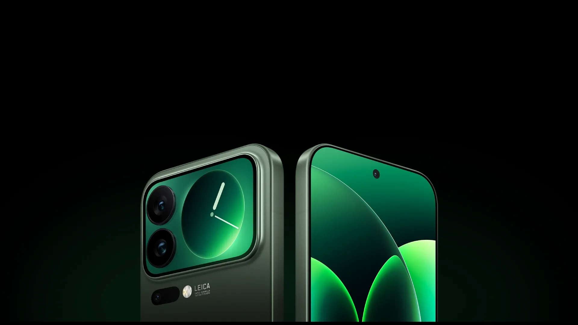 Traseira ao lado da tela do Xiaomi 17 Pro Max verde em fundo preto