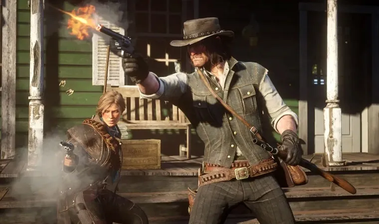 Imagem do jogo Red Dead Redemption 2 mostrando o protagonista Arthur Morgan disparando seu revólver contra inimigos fora da tela e ao seu lado Sadie Adler também atirando 