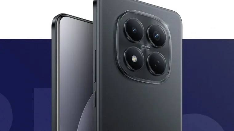 Imagem do celular Redmi Note 15 Pro com foco no módulo traseiro de câmeras