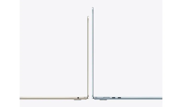 MacBook Air M5 colocados lado a lado para comparar os tamanhos de 13 polegadas e de 15 polegadas.