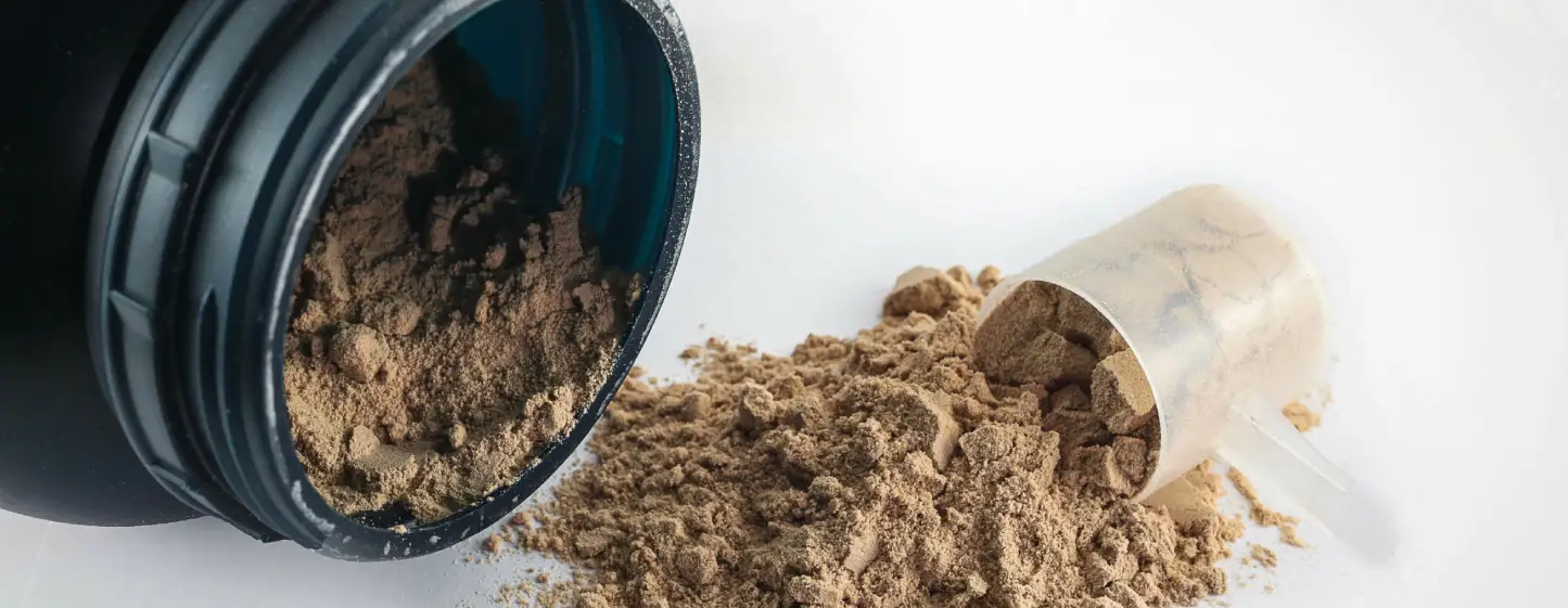 Whey chocolate: conheça as melhores opções do mercado