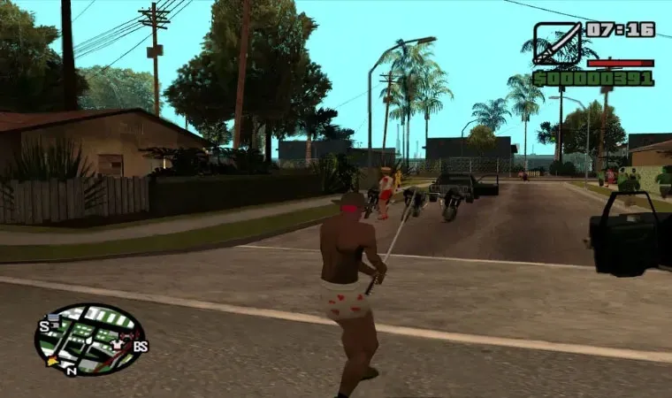 Imagem do jogo GTA: San Andreas mostrando o protagonista C.J. de chapéu e cueca segurando katana.