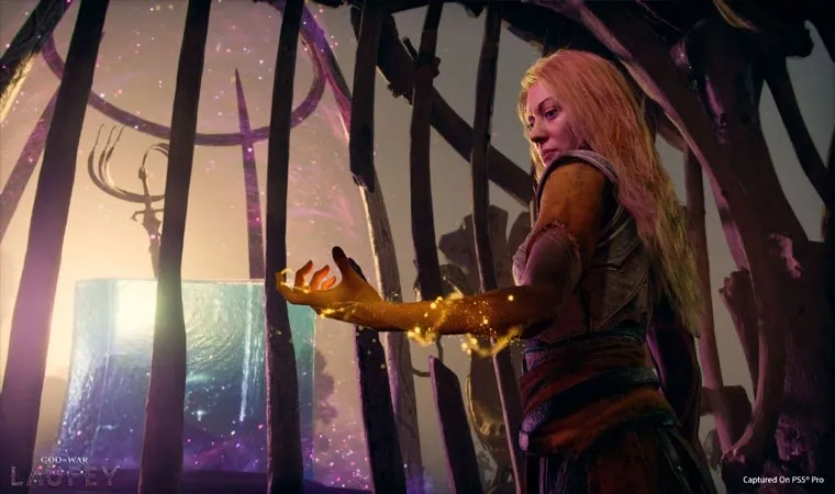 Protagonista Faye manifestando magia por meio de um pó iluminado amarelo em sua mão esquerda em frente à prisão onde está o cubo cósmico Phranque 