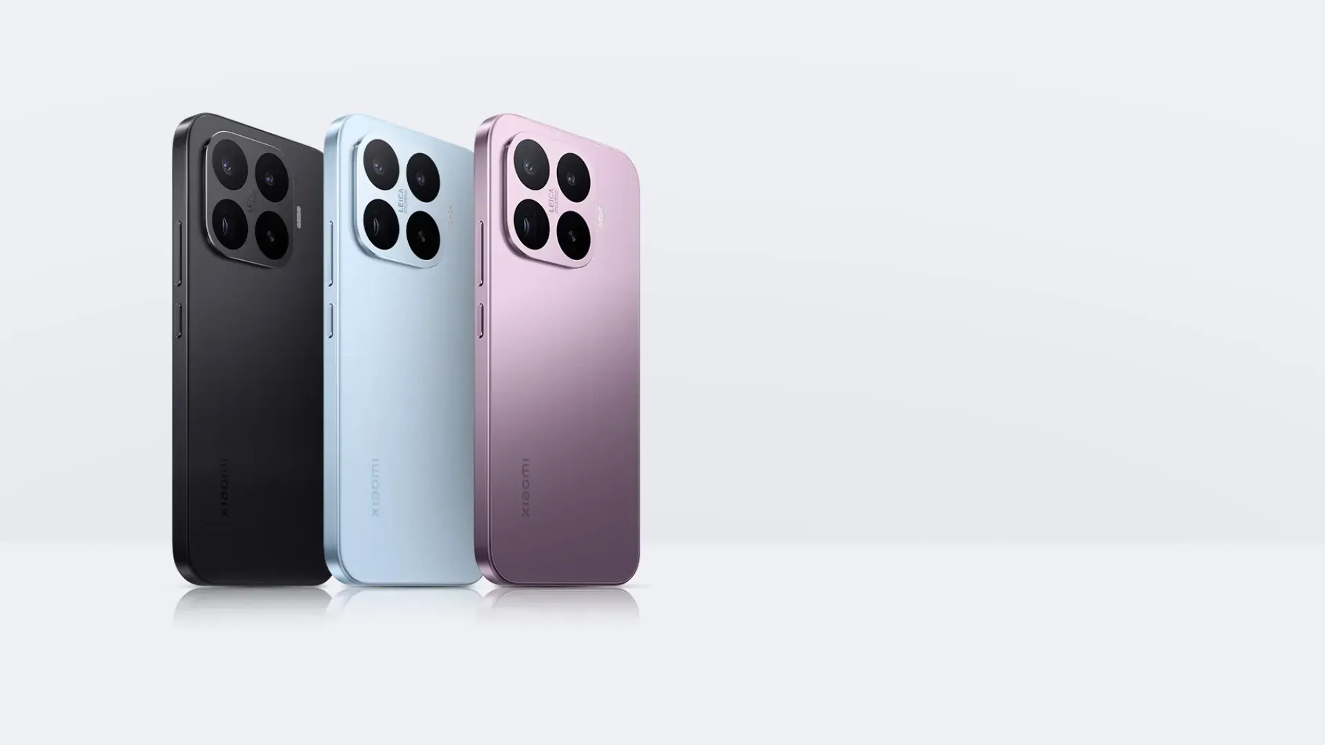 Três modelos de Xiaomi 17T nas cores preta, azul e rosa, alinhados com a parte traseira para a câmera